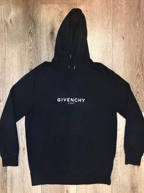 Black Givenchy Hoodie (XL)